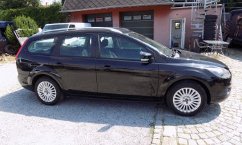 Ford Focus 1.8 i Titanium