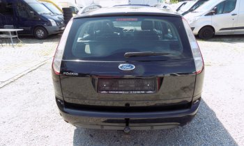 Ford Focus 1.8 i Titanium