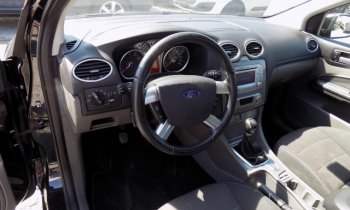 Ford Focus 1.8 i Titanium