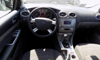 Ford Focus 1.8 i Titanium