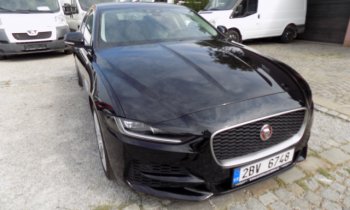 Jaguar XE 